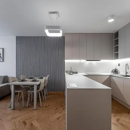 Timonova St Elisabeth Apartment