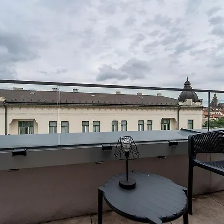 Timonova St Elisabeth Apartmán Košice